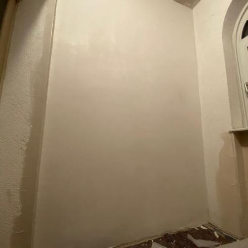Wand komplett_gespachtelt